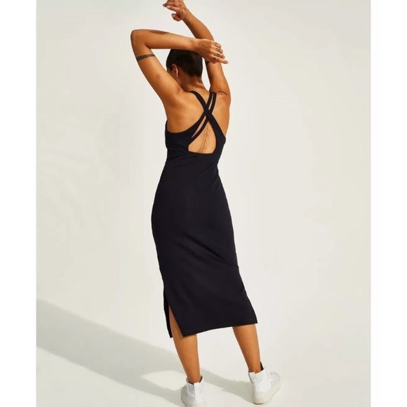 Sweaty Betty X Halle Berry Emily Dress M - Picture 3 of 10